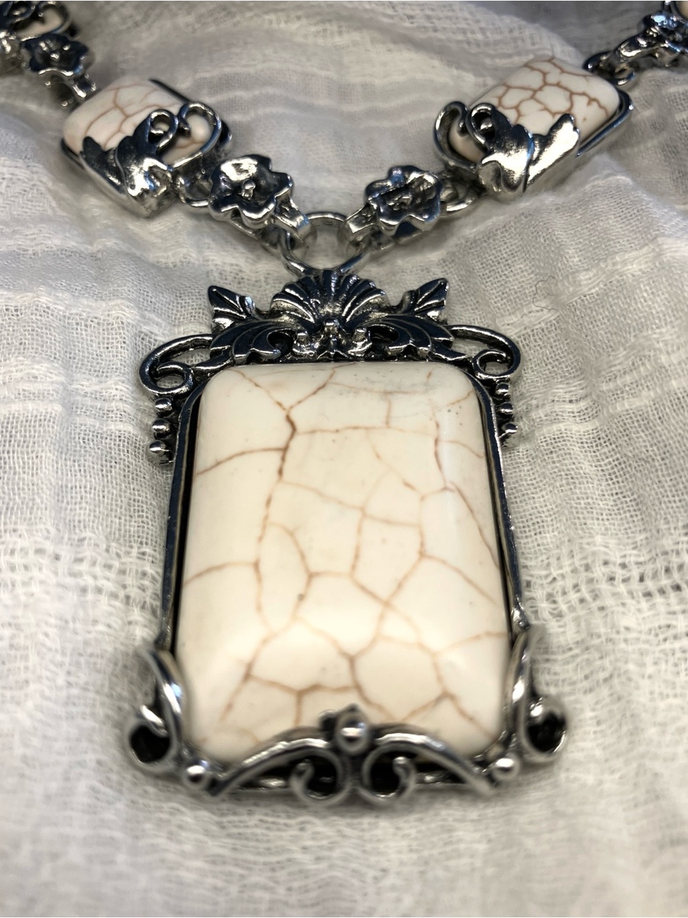 Vintage-Inspired White Howlite Statement Pendant Necklace